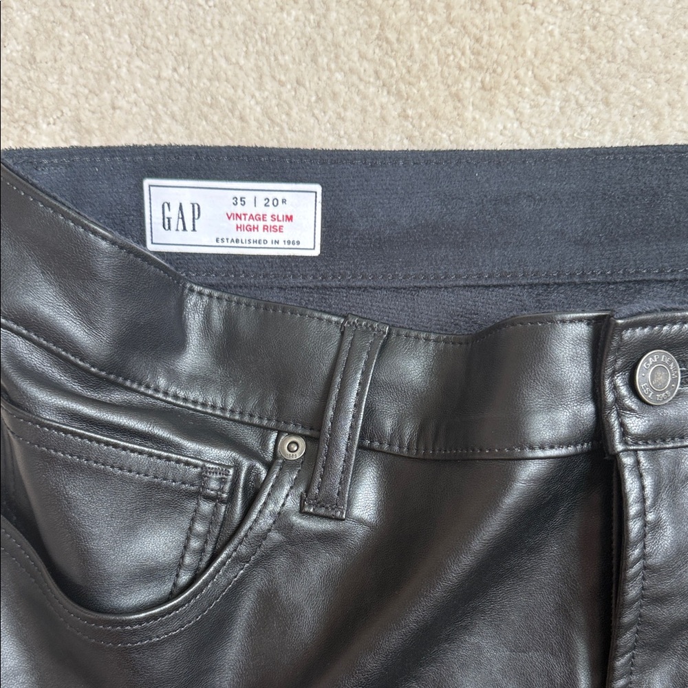 GAP Women's Black Boot Cut Pants - Picture 2 of 4